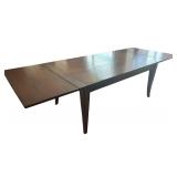 Amazing Extendable Dining Table with Hidden Leaves