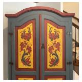 Stunning Vintage Rosemaling Cabinet