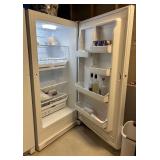 Fridgridaire Upright Freezer