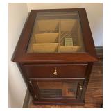 Reliance 1000 Cigar Cabinet