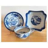 Set of 3 Mottahedeh Historic Charleston Reproduction Blue and White Bowls and Dishes