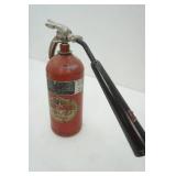 Vintage General Quick Aid Fire Guard Sno Fog Fire Extinguisher - FULL Vintage General Quick Aid Fire Guard Sno Fog Fire Extinguisher - FULL