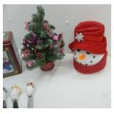 NEW Tin Snowmen and Other Christmas Decor NEW Tin Snowmen and Other Christmas Decor