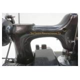 Vintage singer sewing machine Vintage singer sewing machine