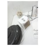 Kitchen and Laundry Variety Lot Kitchen and Laundry Variety Lot
