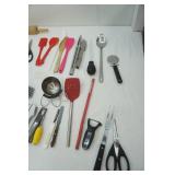 Kitchen Utensils & Tote Kitchen Utensils & Tote