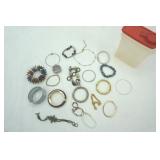 Jewelry Lot: Bracelets Jewelry Lot: Bracelets