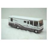 Winnebago Adventurer 2002 Fleer Collectibles LLC Winnebago Adventurer 2002 Fleer Collectibles LLC