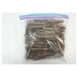 clothes pins clothes pins