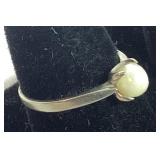 10 KT Gold Ring with Pearl - Size 6.5