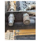 Vermeer S600TX Mini Skid Steer - Runs Good - Hours 2062 (video in Description) Vermeer S600TX Mini Skid Steer - Runs Good - Hours 2062 (video in Description)