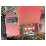 Pair of Toro 832 riding lawnmowers for parts