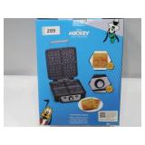 NEW Mickey and Friends 4-Slice Waffle Maker NEW Mickey and Friends 4-Slice Waffle Maker