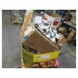 Pallet of Store Overstock and Ecommerce Product and Returns Pallet of Store Overstock and Ecommerce Product and Returns