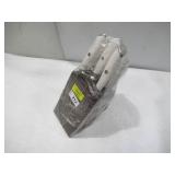 Cangshan L1 Series 12-Piece Knife Block Set with 4 Steak Knives, Forged German Steel - WHITE - Cracked Handles Cangshan L1 Series 12-Piece Knife Block Set with 4 Steak Knives, Forged German Steel - WHITE - Cracked Handles