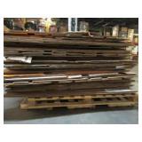 Pallet of Over 16 Heavy Duty Used Cardboard Gaylord Boxes in Excellent Condition. Pallet of Over 16 Heavy Duty Used Cardboard Gaylord Boxes in Excellent Condition.