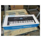 NEW Alesis Harmony 61 Pro Portable Keyboard NEW Alesis Harmony 61 Pro Portable Keyboard