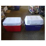2 Rubbermaid Coolers 2 Rubbermaid Coolers