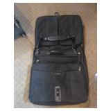 2 Pieces of Luggage 2 Pieces of Luggage