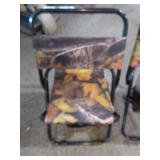 2 Portable Hunting Chairs 2 Portable Hunting Chairs