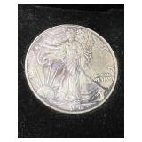 1998 AMERICAN SILVER EAGLE 1 TROY OZ .999 FINE SILVER IN BOX