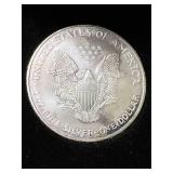 1998 AMERICAN SILVER EAGLE 1 TROY OZ .999 FINE SILVER IN BOX