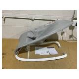 Munchkin Spring 2-in-1 Infant Bouncer & Rocker, Lightweight with 3 Recline Positions