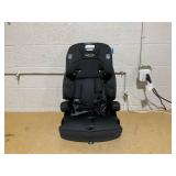 Graco Tranzitions 3-in-1 Harness Booster Car Seat
