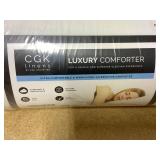 CGK Linens Premium Down Alternative Comforter - Twin Size All-Season Fluffy & Cozy Duvet Insert, White