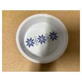 The Cellar Holiday Stoneware 9" Pie Dish