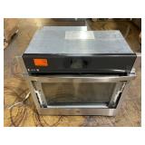 GE 30 Inch Single Smart Convection Wall Oven with No-Preheat Air Fry in Stainless Steel