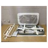 Baby Delight Beside Me Dreamer Bassinet Bedside Sleeper