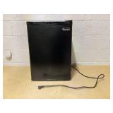 Magic Chef 2.6 cu. ft refrigerator without freezer