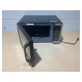 Vissani 1.6 cu. ft. Countertop with Sensor Cook Microwave in Stainless Steel