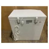 Vissani HMCF7W5 8.8cu Chest Freezer