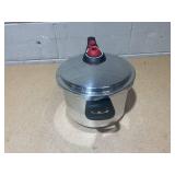 T-fal Initiatives Secure Aluminum Cookware, 6 Quart Pressure Cooker, Silver