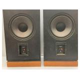 Est. 1,800.00 - $2,500.00 Klipsche Forte OO Speakers Vintage 1985 USA Nice Condition (Some Scratches Present On Wood)