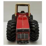 Vintage International Harvester IH 3588 2=2 4WD Tractor White Cab 1:16 Ertl Die-Cast 14"