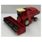 Vintage International Harvester Axial - Flow Combine 1:16 Ertl Die-Cast 14"