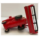 Vintage International Harvester Axial - Flow Combine 1:16 Ertl Die-Cast 14"