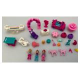 Misc. Polly Pockets With Figures