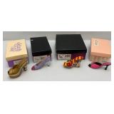 Misc. Vintage Just The Right Shoe Collectible Miniature Shoes In Original Box