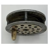 Est. $150.00 - $200.00 Antique South Bend No. 1110 Oreno-Lite Fil Reel Made In USA