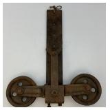 Vintage Heavy Metal Barn Wood Beam Polley System (Would Look Great Converted Into A Light)