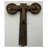 Vintage Heavy Metal Barn Wood Beam Polley System (Would Look Great Converted Into A Light)