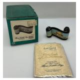 WDCC Walt Disney Classic Collection (The Three Little Pigs) Opening Title Scroll (With COA In Original Box)