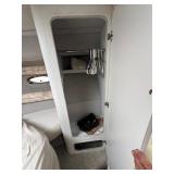 1993 Cruiser Yacht 3675 Express