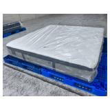 Stearns & Foster Estate Luxury Plush Euro Pillowtop King Mattress — NO RESERVE Stearns & Foster Estate Luxury Plush Euro Pillowtop King Mattress — NO RESERVE