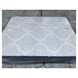 Hampton & Rhodes HR300 Plush Queen Mattress — NO RESERVE Hampton & Rhodes HR300 Plush Queen Mattress — NO RESERVE