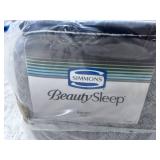 Simmons BeautySleep “Adrian” Plush Full Mattress — NO RESERVE Simmons BeautySleep “Adrian” Plush Full Mattress — NO RESERVE